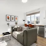 Windsor Apartments By Urban Rest