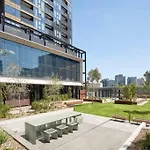 62D Fully Equipped 2Br Abnb Property, Perfect For A Local Experience In Melbourne With Free Parking