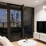 914D Lovely 2Bedrooms Abnb Apt City View Near Yara River With Free Parking