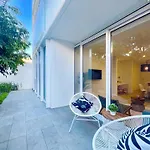 Indulge Luxury Holiday Near Brighton Beach With Private Garden Parking