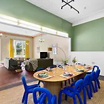 Fitzroy Private Rooms - 132 Nicholson Homestay