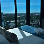 Premier 3 Bedroom Apartment In Southbank