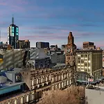 2Br Cbd Sunlit Residence - Bourke Street Shops