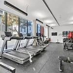 Fc104 -1 Bath 2 Bedroom Modern Oasis With, Pool & Gym