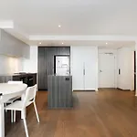 Rest Collection Apartments On Collins Docklands