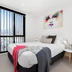 Complete Host Park View St Kilda