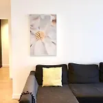 Exclusive 3B2B Apartments At Wsp
