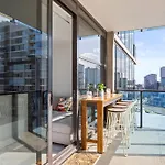 Breathtaking Southbank Apartment