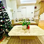 Spacious Room With Ensuite Next To Coburg Station, Non Smoking House