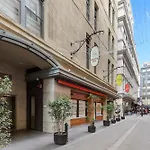 Complete Host Degraves St Apartments