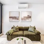 Central & Stylish In St Kilda W Ac, Wifi & Balcony