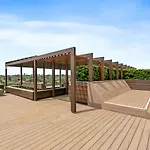 Central Charm Located In The Heart Of Ivanhoe
