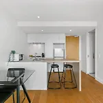 Central Charm Located In The Heart Of Ivanhoe
