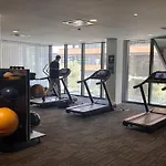 Wyndel Apartments One Bedroom Mel883Col210S