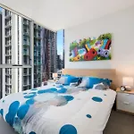 2Br 2Ba Cbd Retreat-Best Location - 1 Car Space