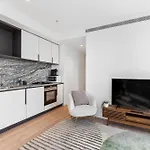 Brand New Apt Best Cbd Area Lvl 59 W Views!