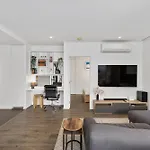 Stunning City Views Apt W Balcony & Study Desk!