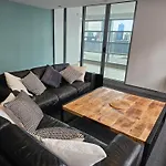 Melbourne Eiffel Apartment