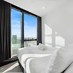 Prime Skyline Living With 120-Degree Views 2B2B1C