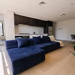 Melbourne City Apartments - Teri