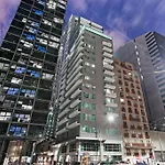 One Bedroom Apartment I Parking I River View I Walk To Crown
