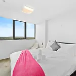 Stylish City-View 1Br Apt In St Kilda