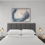 Charming 1-Bed Apartment With A Balcony