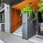 Stylish & Spotless 2-Bed Apartment In St Kilda