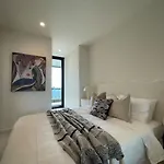 Australia108 1Bedroom Apartment L67