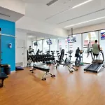 Stylish Southbank 2Br Retreat With Pool & Gym