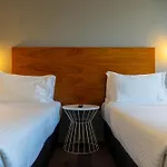 Cosmopolitan Hotel And Apartments