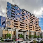 Wow Self-Contained Apartment On Tarver