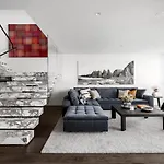 Luxury Living In Melbourne-S Premier Collins Arch