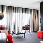 Richmond Central Apartments