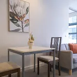 Cozy 1Br Apt In The Heart Of Melbourne Cbd