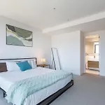 Stylish & Spacious Nyc Style, Central Cbd 3Br Apt