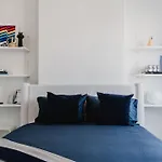 Cozy Getaway In Collingwood Melbourne