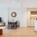 Stunning City And Bay Views Apt With Pool & Gym!