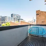 Melbourne- Zen Garden Oasis Suite Or Skyline Terrace Suite Freetramzone
