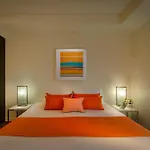 Adele Apartment Hotel East Melbourne