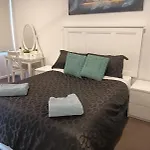 Urban Oasis 3 Brs Apartment & Parking