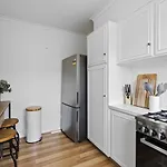 Charming 2 Bed In The Heart Of Camberwell