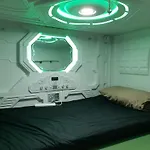 Abbotsford Private Rooms & Pods - 15 Charles Homestay