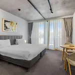 Clarion Apartments South Melbourne