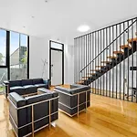 Unrivaled-Views Waterfront Luxury Townhouse 3B4B2C