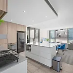 4Bedroom Millionaires Home !Extended Stays Ideal!