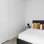 2010 Southbank Top Spot Crown Casino - 2 Bedroom Apartment
