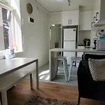 Cute And Cosy Studio!