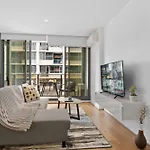 Cbd Unit, Sleeps 6, Views & Parking