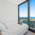 Southbank 2Br - City & Bay Views
